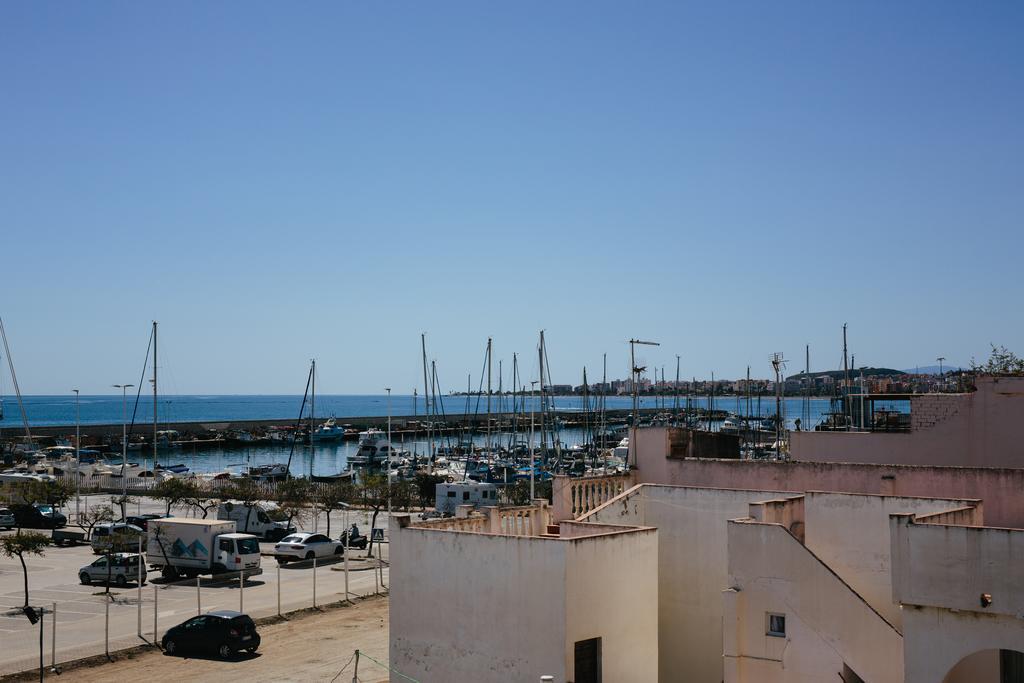 Hostal El Puerto كاليتا دي فيليز الغرفة الصورة