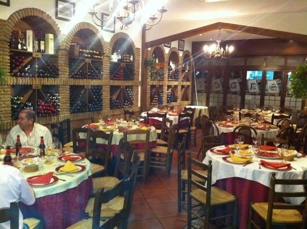 Hostal El Puerto كاليتا دي فيليز المظهر الخارجي الصورة